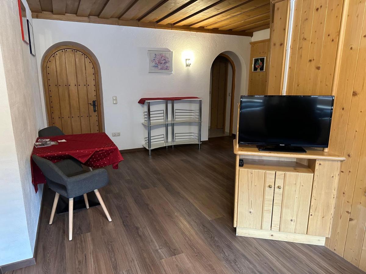 Hotel Schwarzer Adler Петной ам Арлберг Екстериор снимка
