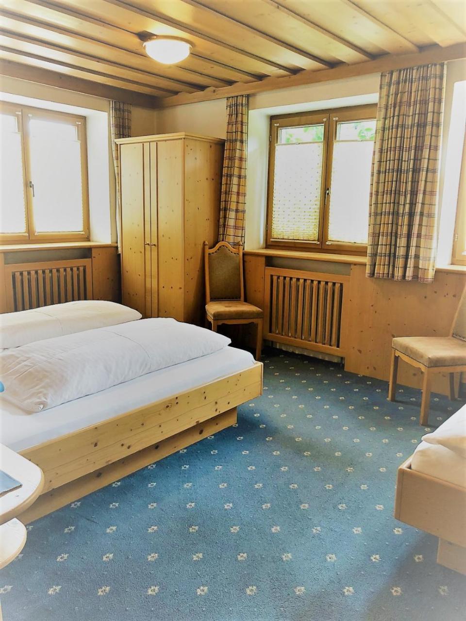 Hotel Schwarzer Adler Петной ам Арлберг Екстериор снимка