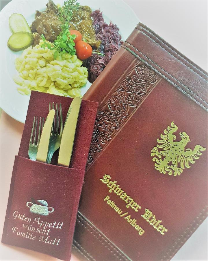 Hotel Schwarzer Adler Петной ам Арлберг Екстериор снимка